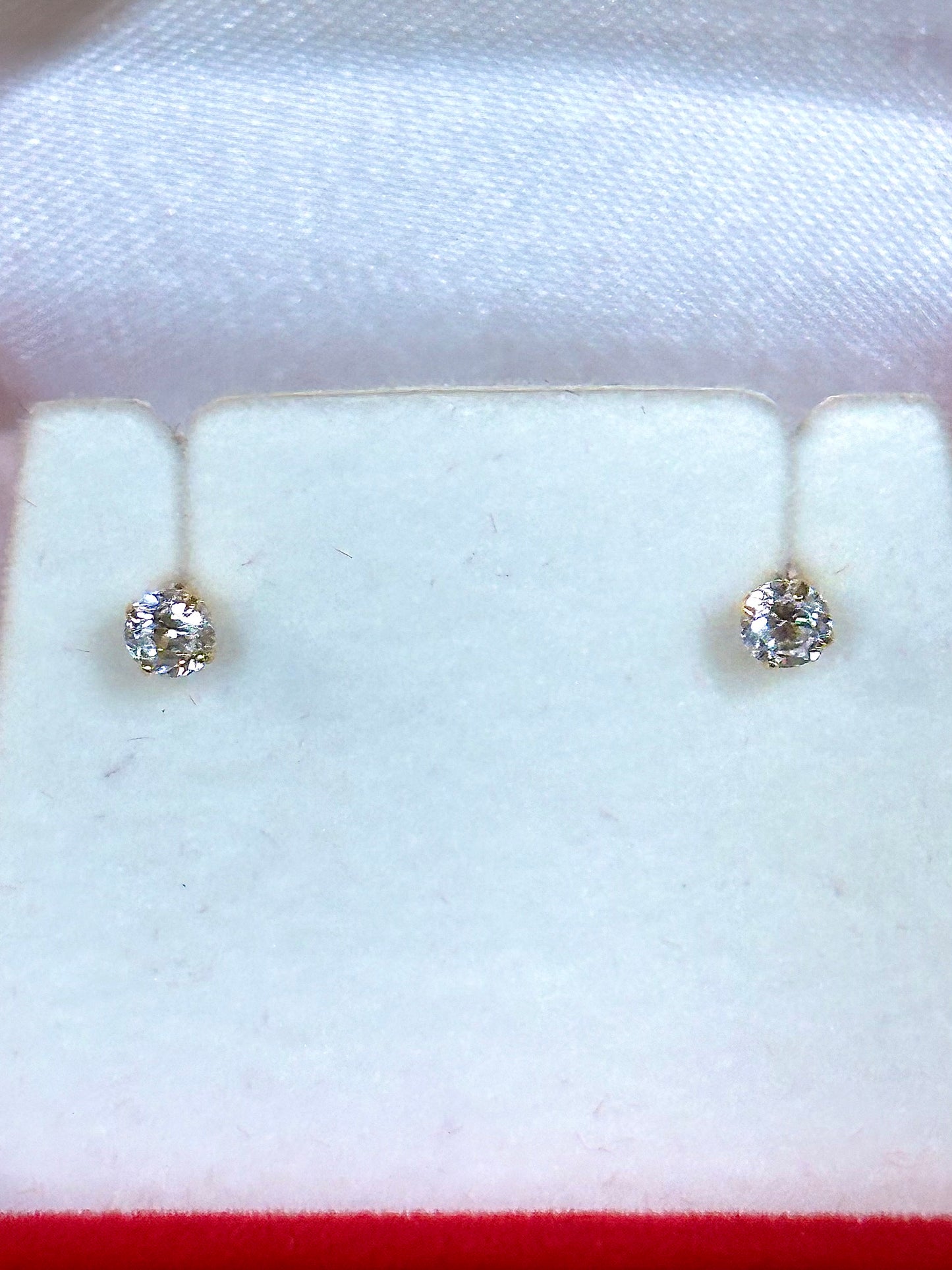 Small Stone Stud Earring 14k gold